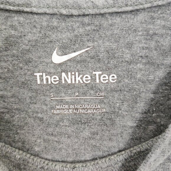 Nike Men's The Nike Tea T-shirt Silver Gray Size Small Casual Cotton Sporty - Picture 3 of 8